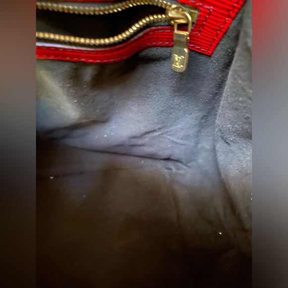 LOUIS VUITTON Epi Noe GM  Shoulder Bag Leather Castilian Red Authenticated - Picture 9 of 15